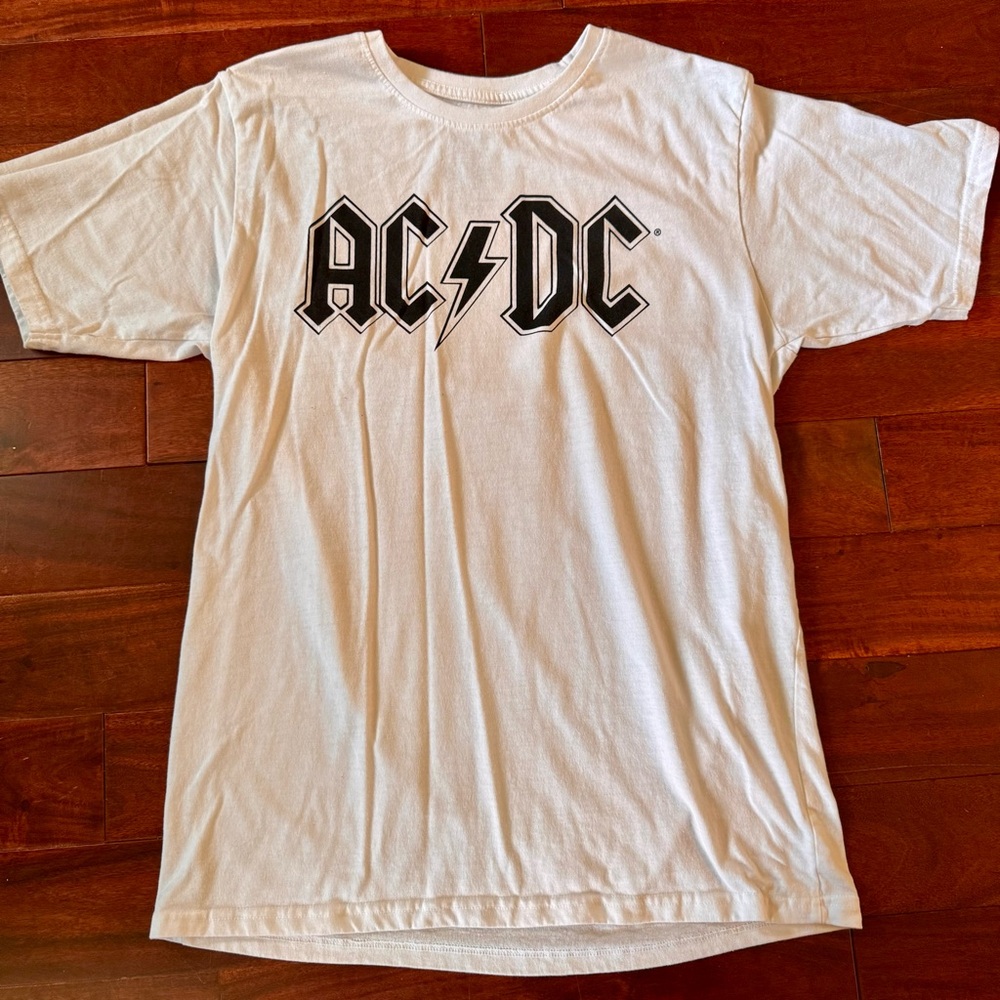 AC/DC Rock Band Tee Graphic T-Shirt Large